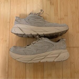 Hoka Women's Sneakers suede tan